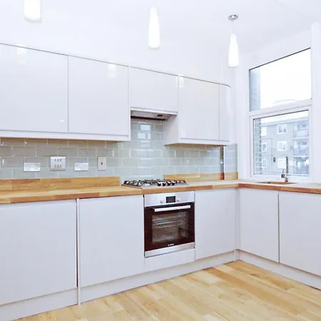 Apartment Tranquil 3bdr Haven In Stockwell Near The Oval