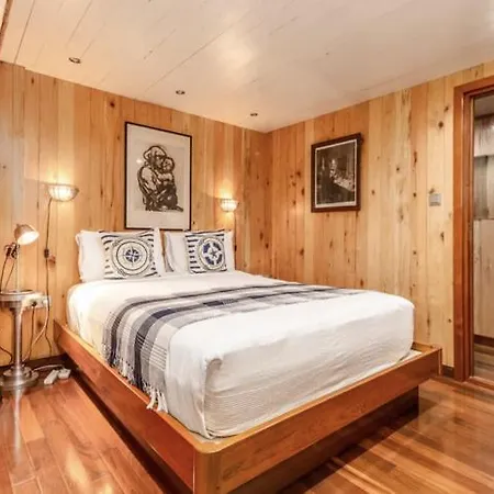 Hotel en barco Le Sorelle *