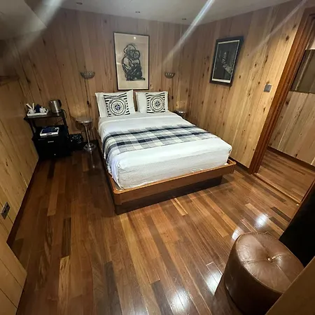 Le Sorelle Hotel en barco *