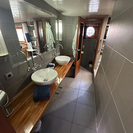 Hotel en barco Le Sorelle Londres