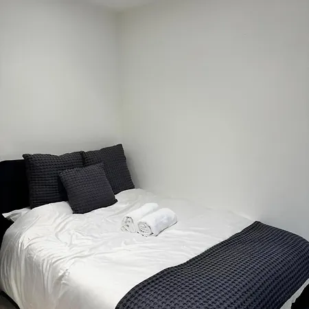 Apartment Retreat