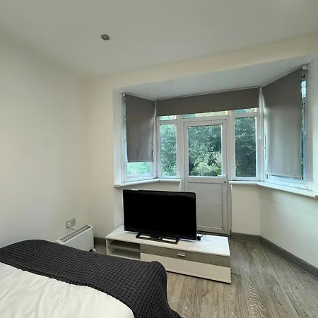 Apartment Retreat
