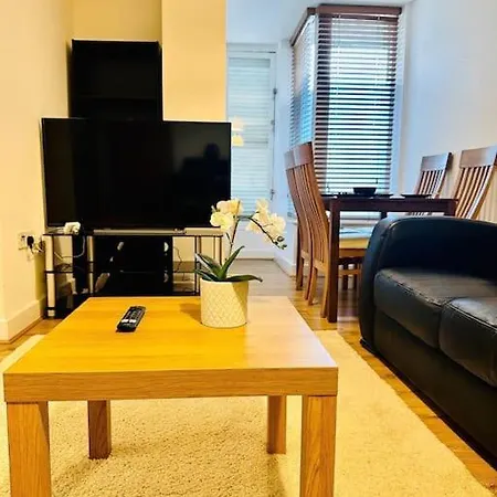 דירה Stylish 2mins From Major Station