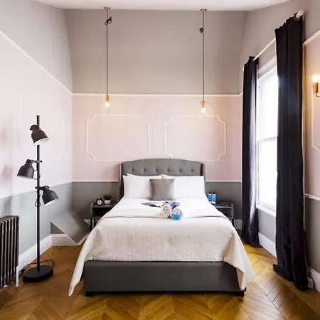 Apartment Stylish Hyde Park Gem London