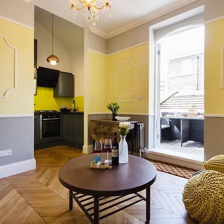 Stylish Hyde Park Gem Apartment *