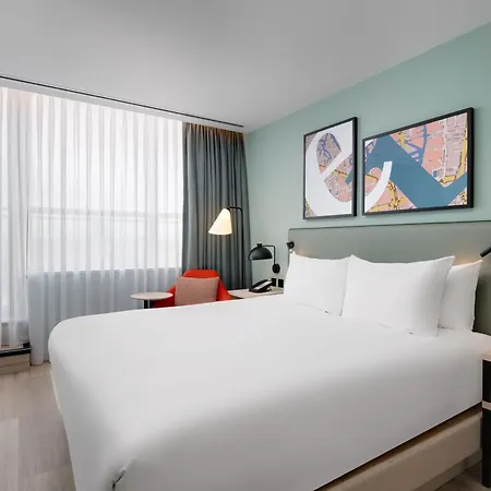 Hyatt Place East 4*