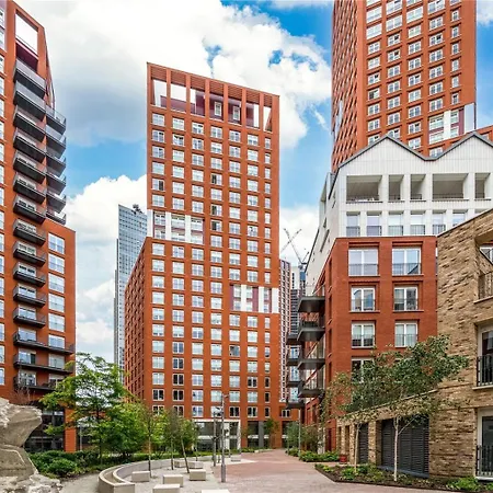 Appartement Luxury 2 Bed Vauxhall, Balcony, Sleeps 4, - Open For Business Stays, Long Stays, Families Relocating