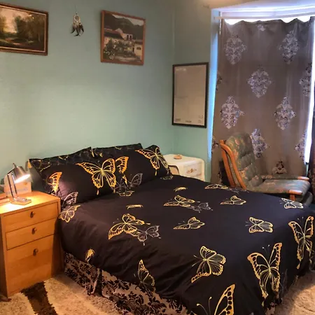 Homestay House 220 *