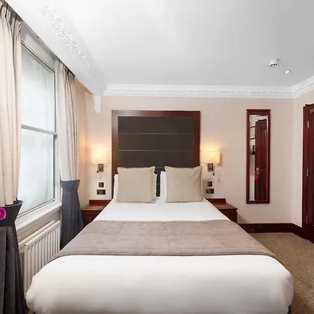Fitzrovia Hotel