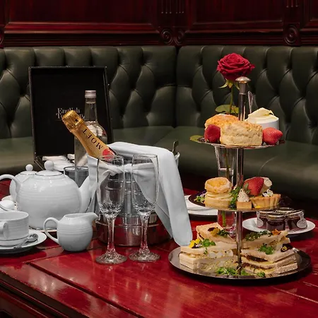 Hotel Fitzrovia 4*