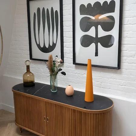 Modern 2 Bed Charlotte Street On 3rd Floor Apartamento Londres