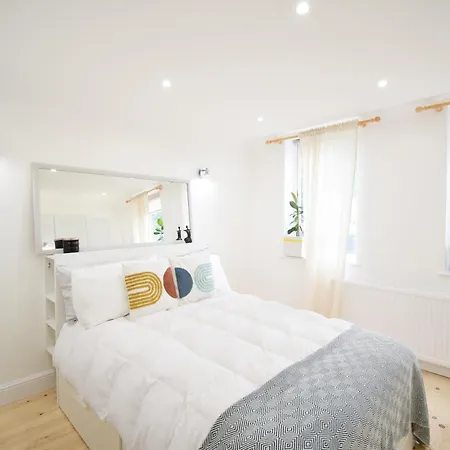 Apartment Latimer Place *