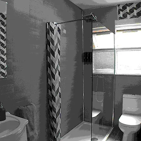Dreamstay Garden Tube Olympic London