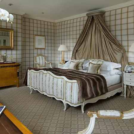 The Chesterfield Mayfair 4*