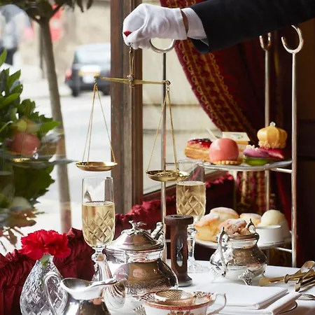 Hotel Rubens At The Palace 5*