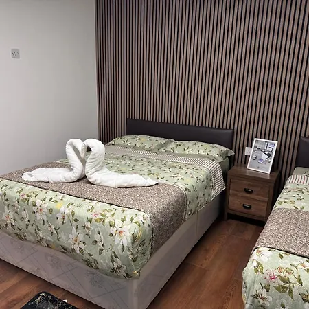 Bed & Breakfast The Commongate 3*