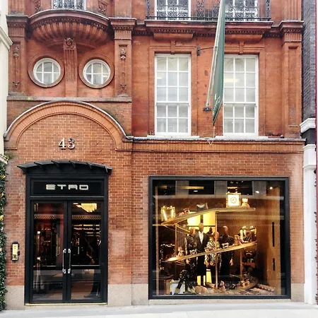 Mayfair Central Sleeps 6 People Apartment London