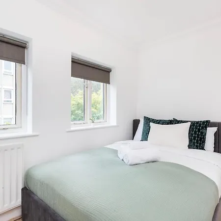 Old Street - 4br Townhouse With Patio - Cityapartmentstay * London