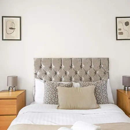 Paddington - 2br With Balcony - Cityapartmentstay *