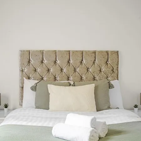 Apartment Paddington - 2br With Balcony - Cityapartmentstay *