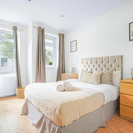 Paddington - 2br With Balcony - Cityapartmentstay Apartment