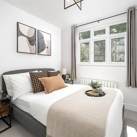 Apartamento 3 Bed New House ! Perfect Location- 5 Minutes From Tube Station Londres