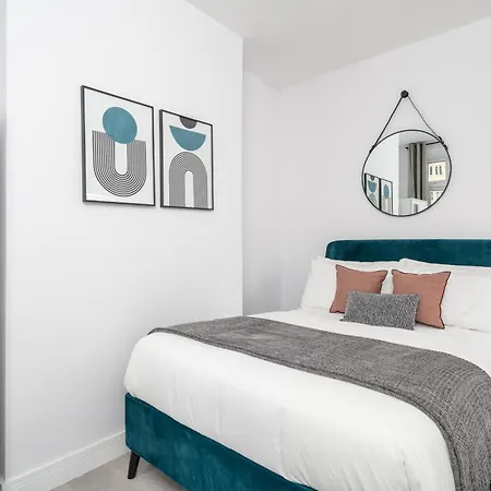 Apartamento 3 Bed New House ! Perfect Location- 5 Minutes From Tube Station Londres