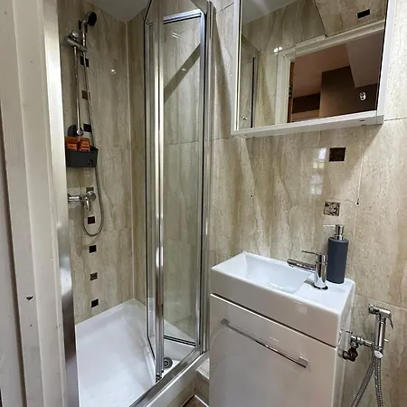 Lovely 2 Bedrooms Apartment London