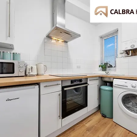 Escape Perfect For Long Term Apartment *