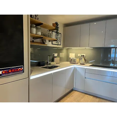 F9-fantastic 2 Bedroom Flat In Nw3!
