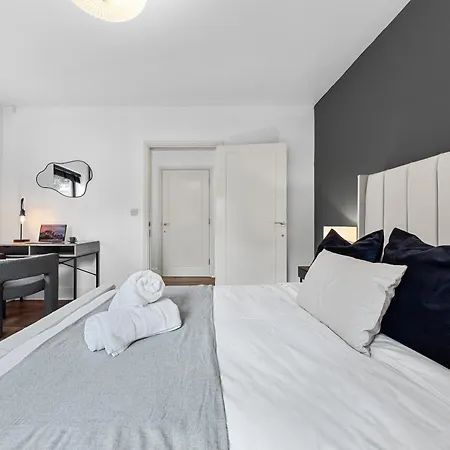 Modern 2 Bedroom In Uxbridge Free Parking London
