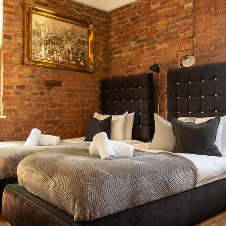 The Foresters Arms Hotel