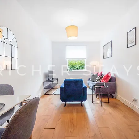 Stylish Canary Wharf Apt, Corporates And Tourists Apartment *