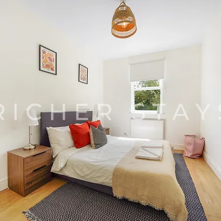 Apartment Stylish Canary Wharf Apt, Corporates And Tourists