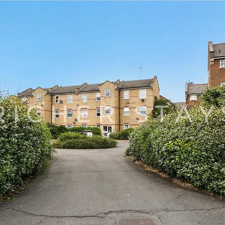 Stylish Canary Wharf Apt, Corporates And Tourists London