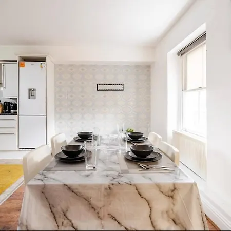 Liverpool Street - In Brick Lane Apartment *