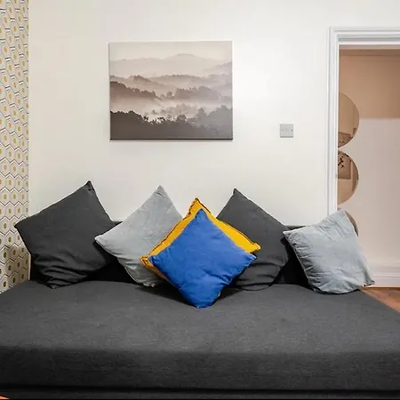 Liverpool Street - In Brick Lane Apartment London