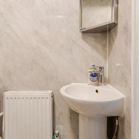 Liverpool Street - In Brick Lane Apartment London