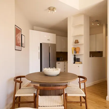 The Spitalfields Beauty - Bright 2bdr Flat * Londra