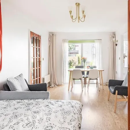 Quaintgarden Apartment@near Tower Bridge & Big Ben * London