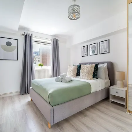 Fitzrovia - 1br With Balcony Near Soho - Cityapartmentstay Daire *