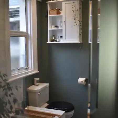 Appartamento Alba's Den - A Creative Sanctuary In Nw10