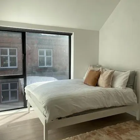 Loft Space Apartment London
