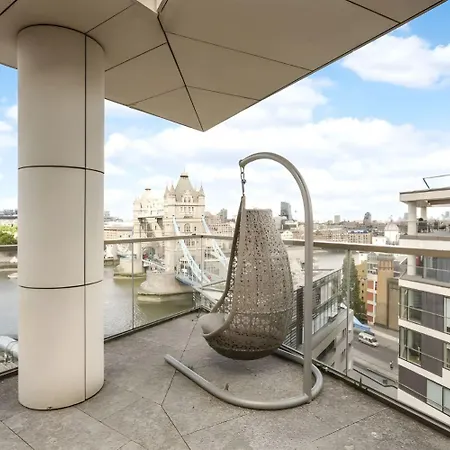 Apartment 3 Million Pound Luxury Large Tower Bridge Direct Views Sleeps 6