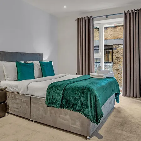 Mysquare Shoreditch Close To Colombia Road Flower Market *