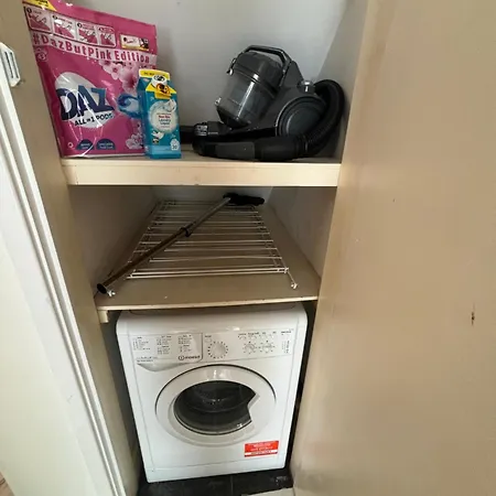 Elegant Oasis - 2 Bed - Garden - 65 Inch Tv & Netflix