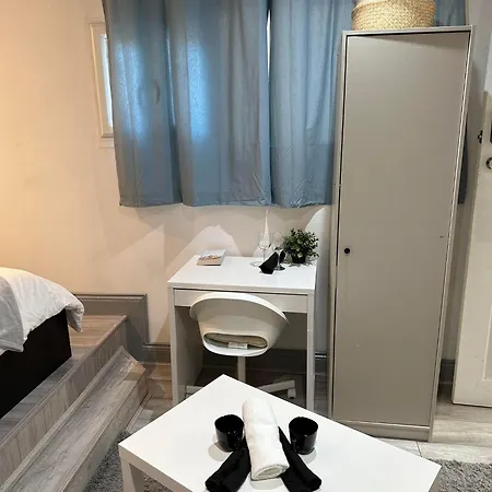 Guest&rest Acton London