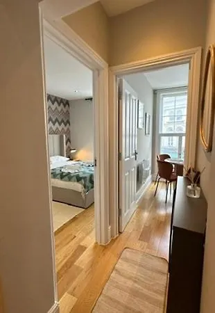 Modern Flat In Apartament Londyn