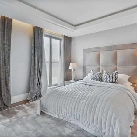 Luxueux , Moderne 8 Bedroom Art Deco Flat Next To Hyde Park