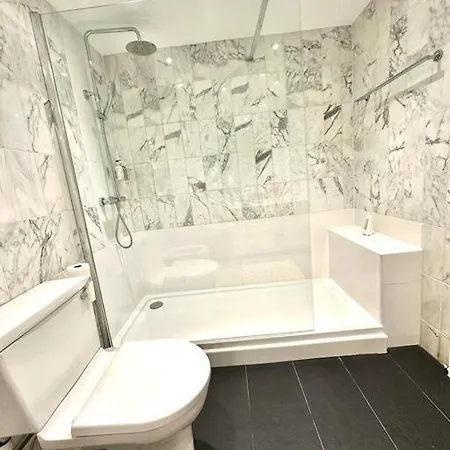 Apartment Charming 3 Bed Luxury Flat In